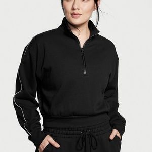 Victoria’s Secret half zip  pull over